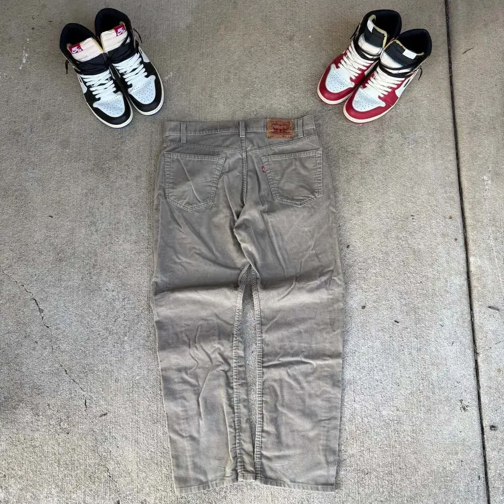 Vintage Levi's 505 Regular Fit Straight Leg Corduroy Pants W36 L30